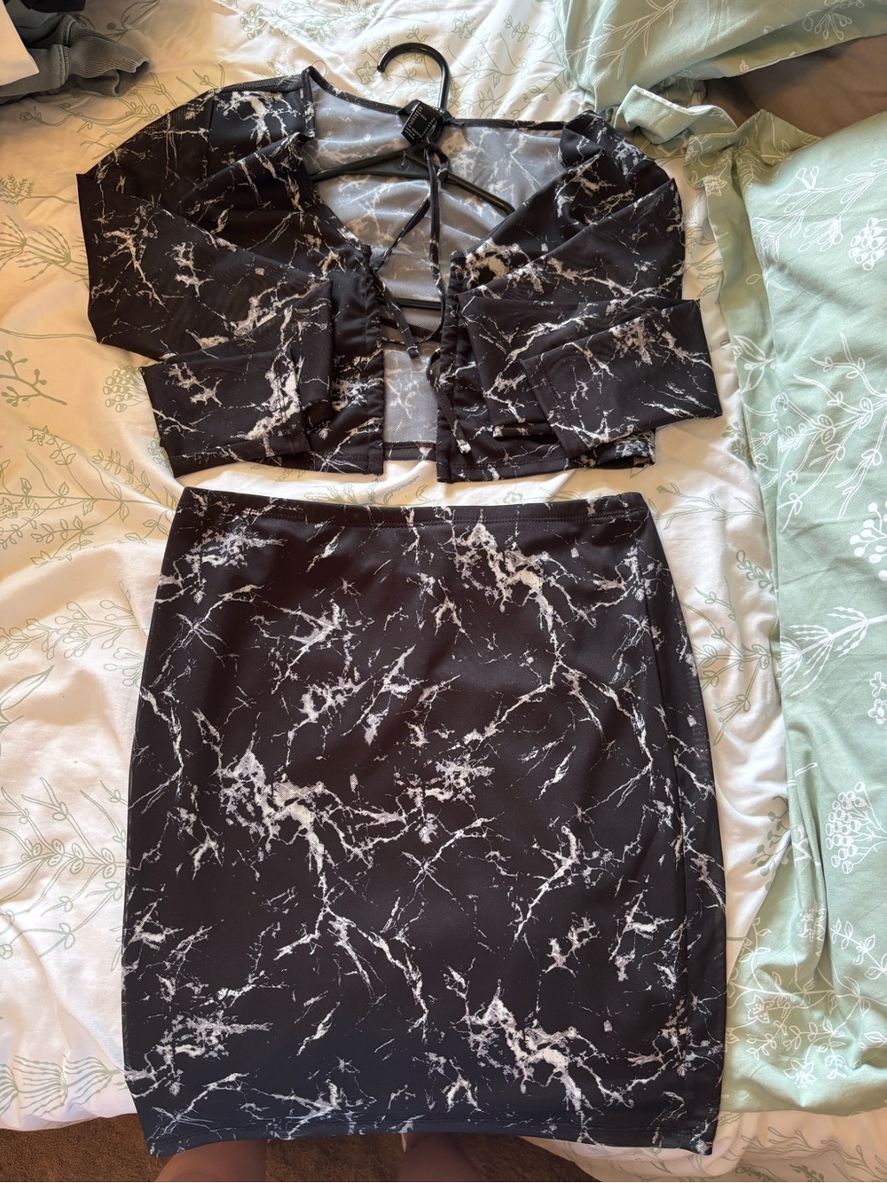 Forever 21 Black and White Marble Print Pencil Skirt and matching top
